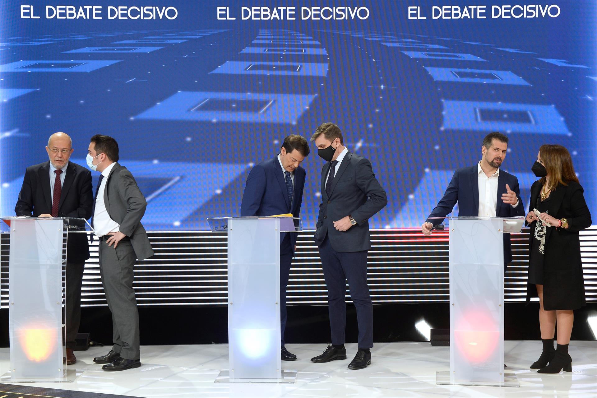 Los candidatos a la presidencia de la Junta de Castilla y León Francisco Igea (Cs), Alfonso Fernández Mañueco (PP) y Luis Tudanca (PSOE), en el debate. / EFE - NACHO GALLEGO
