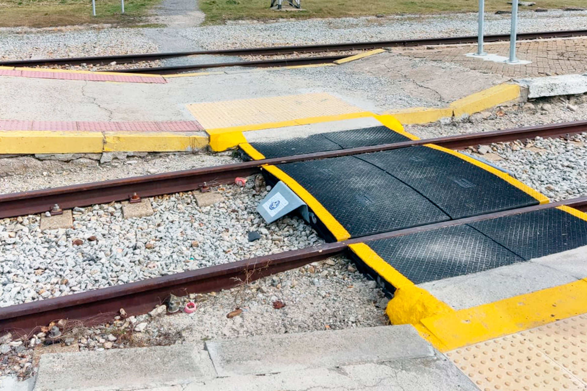 el espinar estacion paso nivel peatones 2