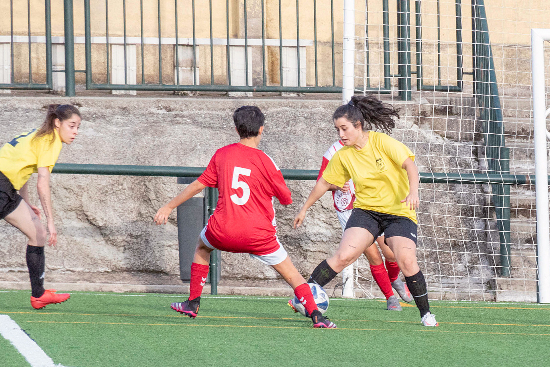 Imagen del encuentro jugado por el Monteresma y el Pío X./ KAMARERO