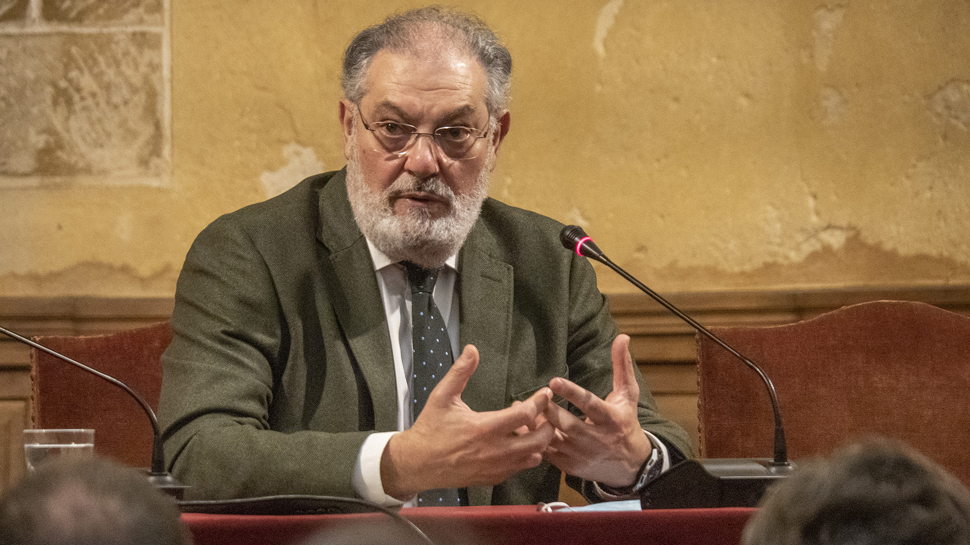Un momento de la intervención de Rus en la Academia de San Quirce. / N. LL.