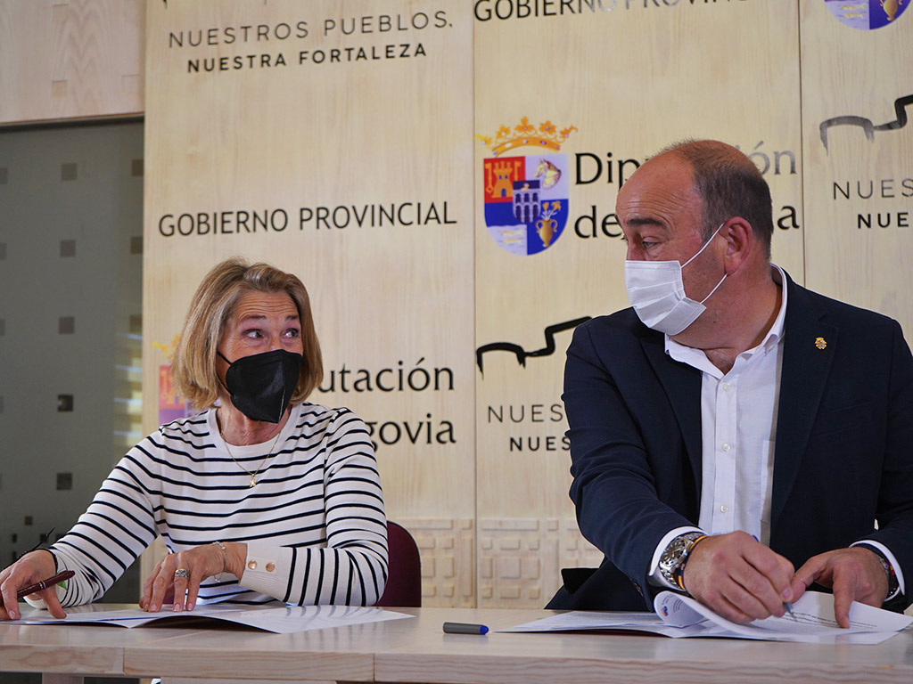 20220309 Firma convenio AFA Segovia 10