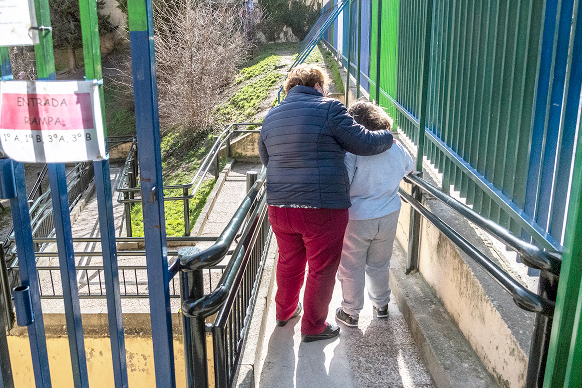 CEIP Fray Juan Aneja Dependientes KAM2204