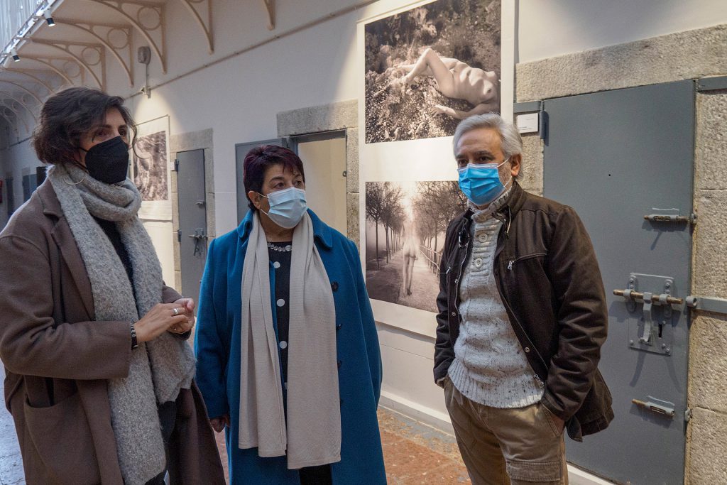 Carcel Expo Mujer Erotica Natural Charo Guijarro KAM8599 Carcel Expo Mujer Erotica Natural Charo Guijarro KAM8599