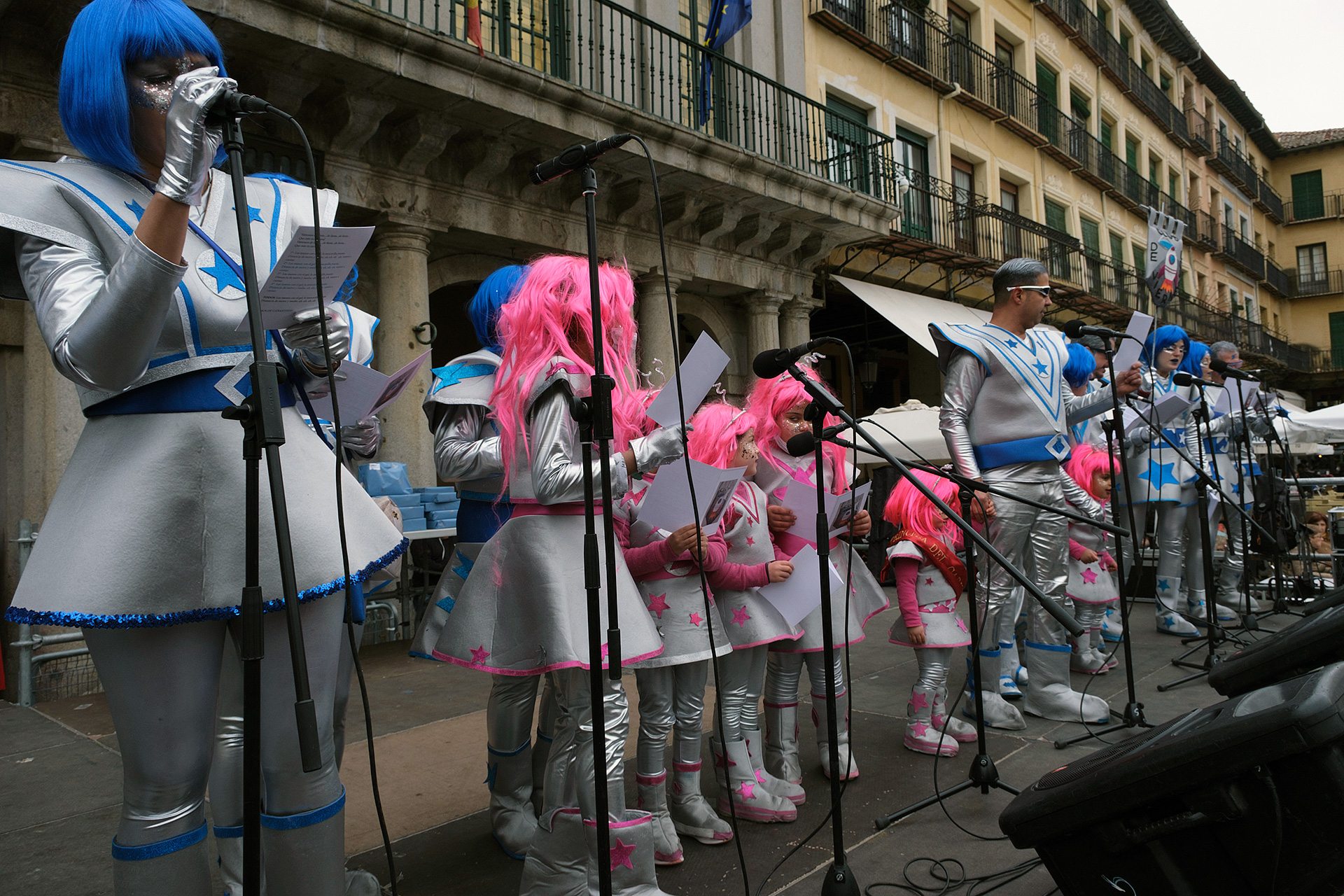 Carnaval Domingo Pinata KAM3333