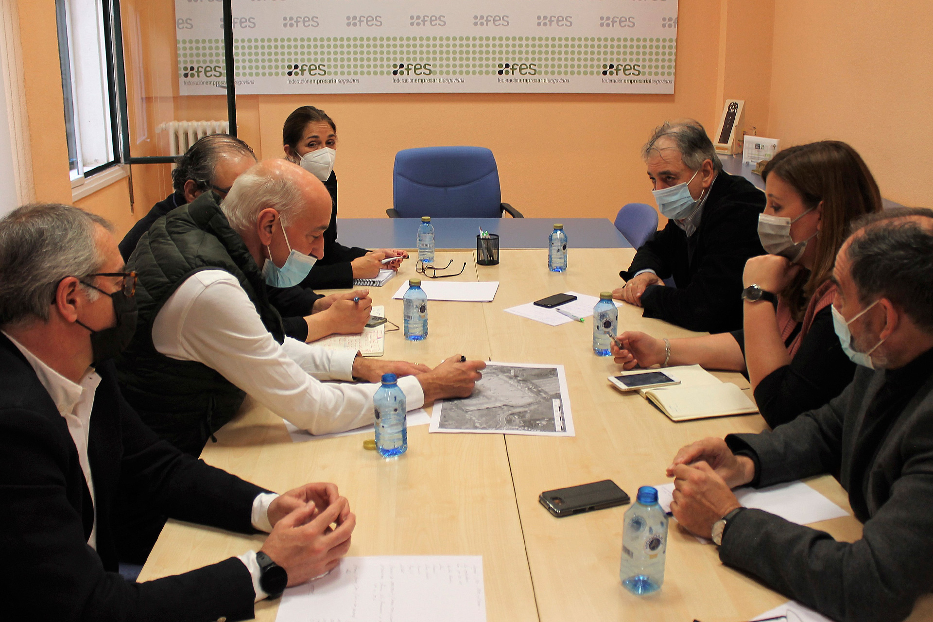 La reunión de trabajo tuvo lugar en la sede de la Federación Empresarial Segoviana. / EL ADELANTADO