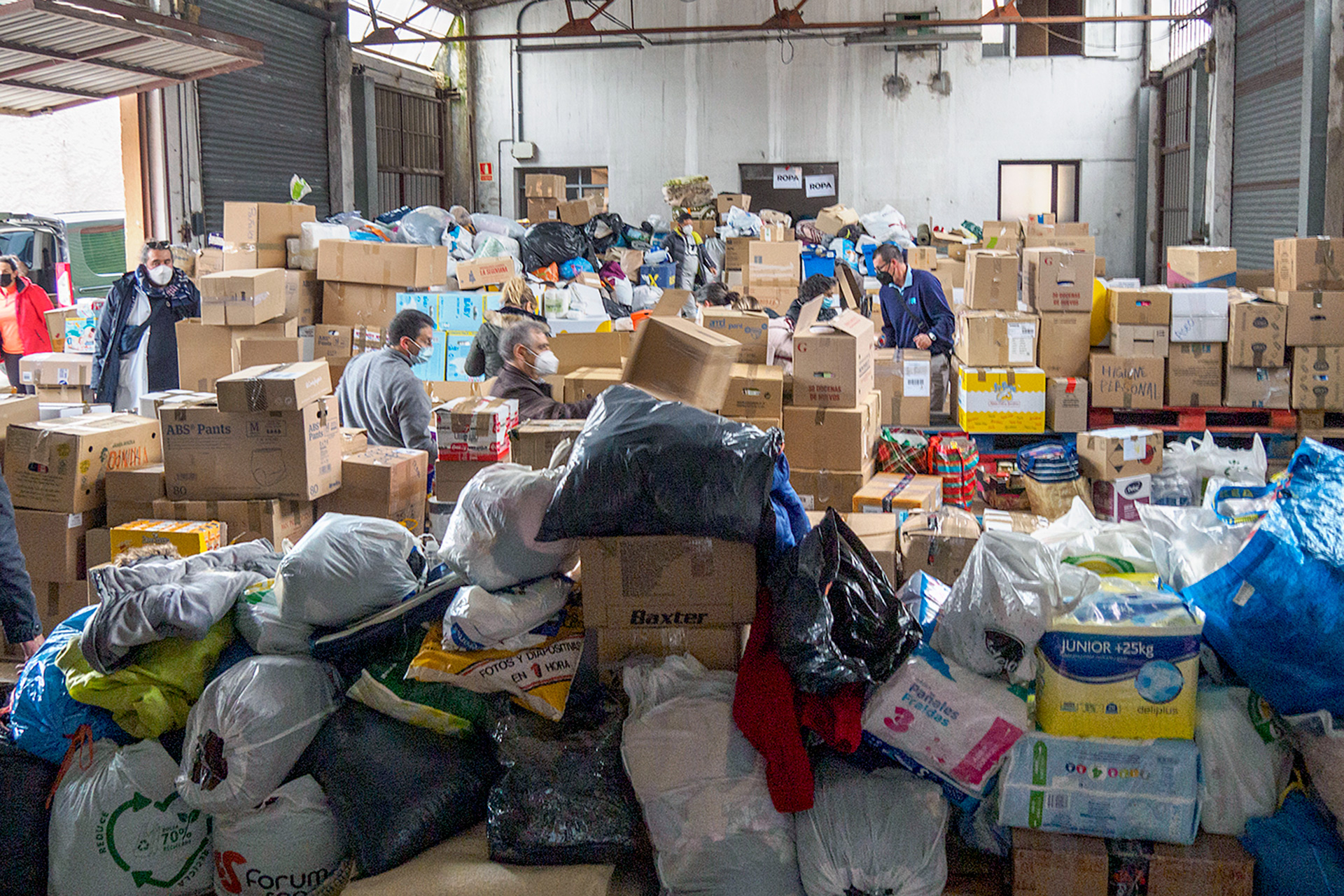 Guerra Ucrania Recogida Material Parque Bomberos KAM4335