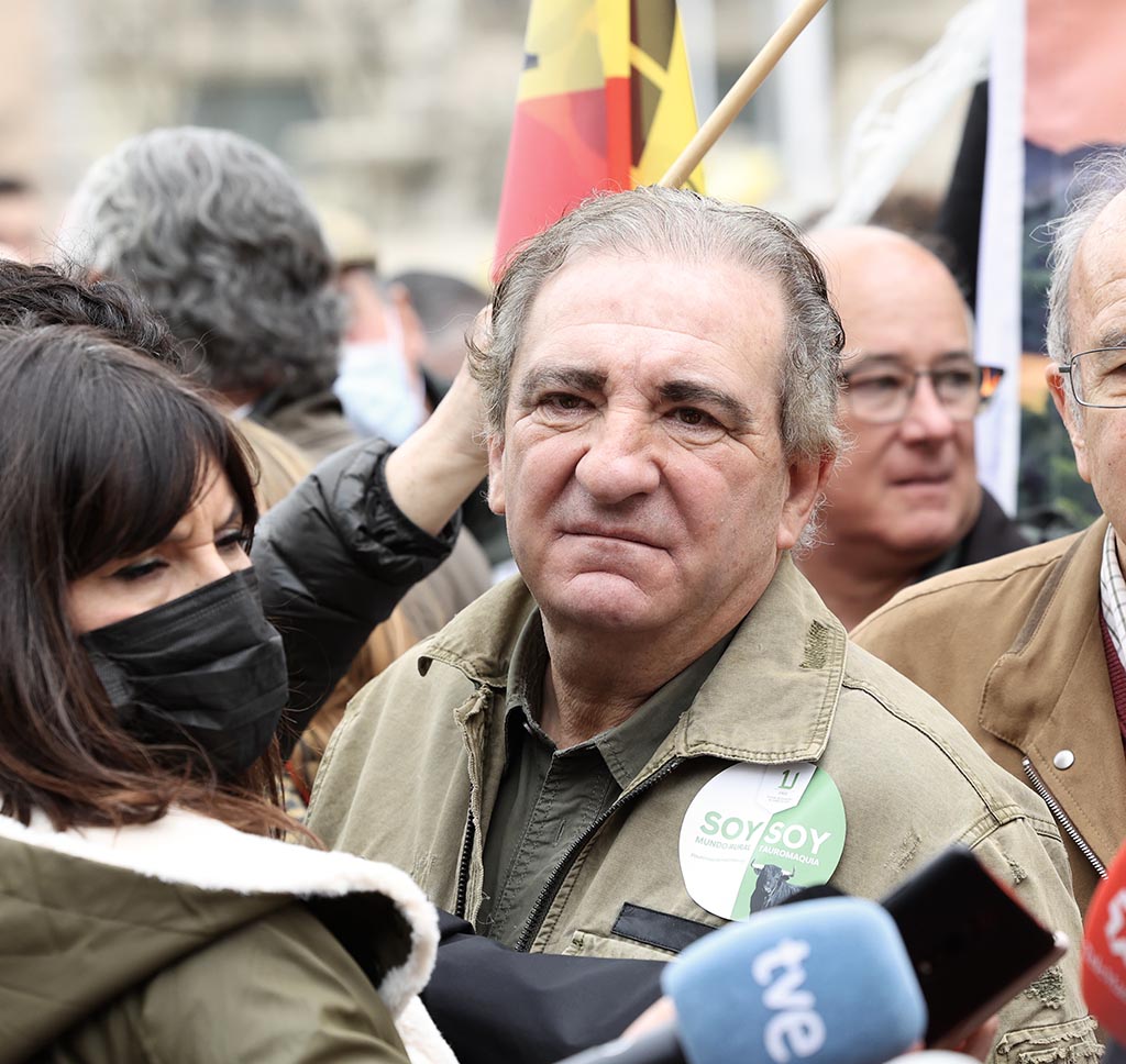 El ganadero Antonio Bañuelos, en la manifestación del #20MRural. / ICAL - JUAN LÁZARO