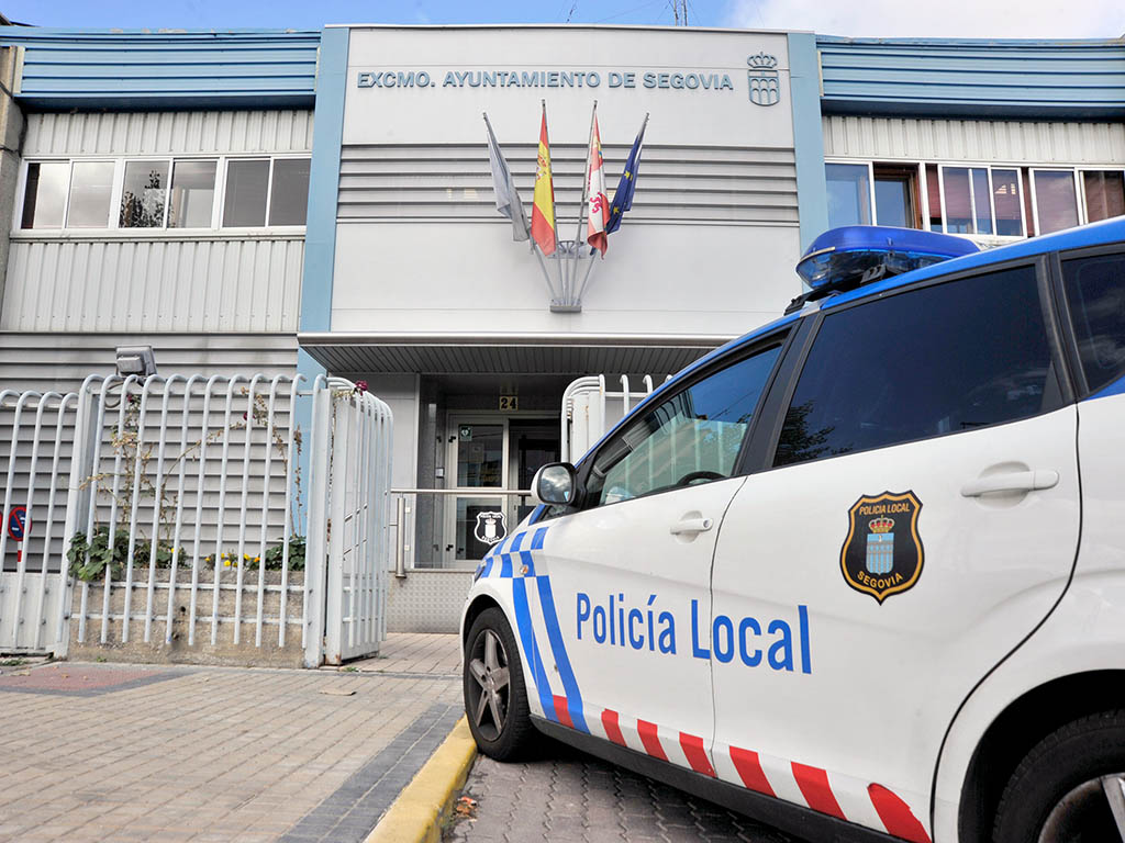 Inmediaciones de la Policía Local. / KAMARERO