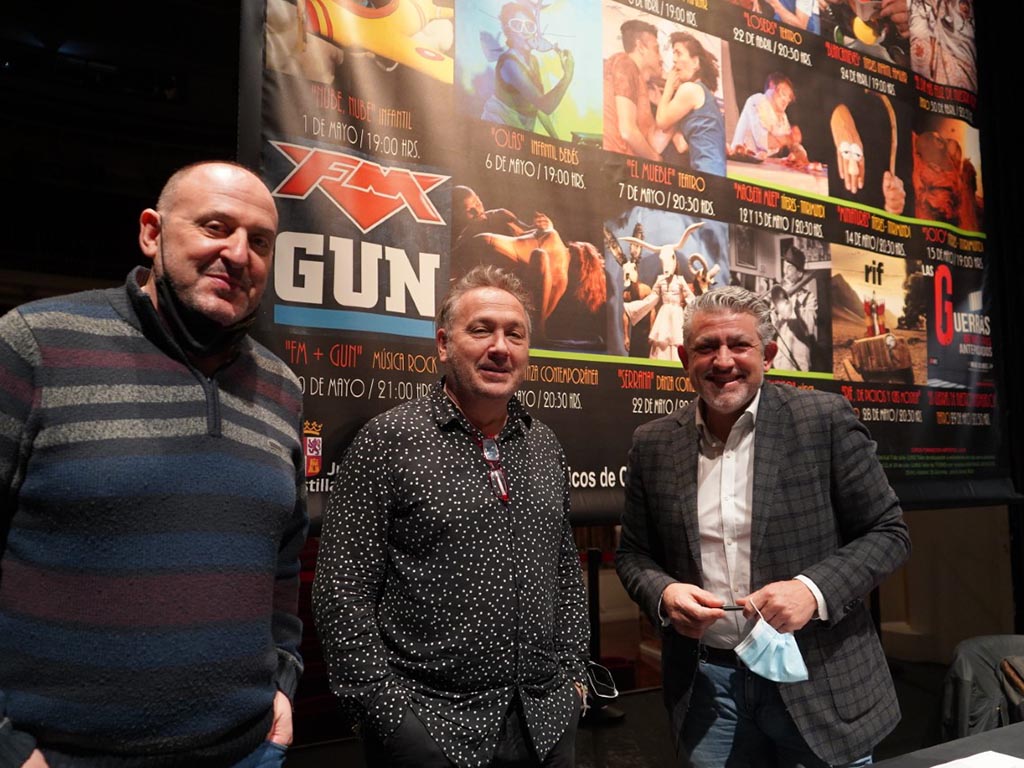 Mariano Llorente, Marco Antonio Costa y José María Bravo, en la presentación de la programación del Teatro 'Juan Bravo'. / EL ADELANTADO