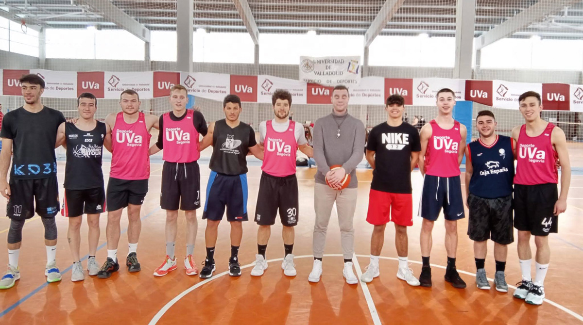 El trofeo rector de universidades 1 Trofeo Rector