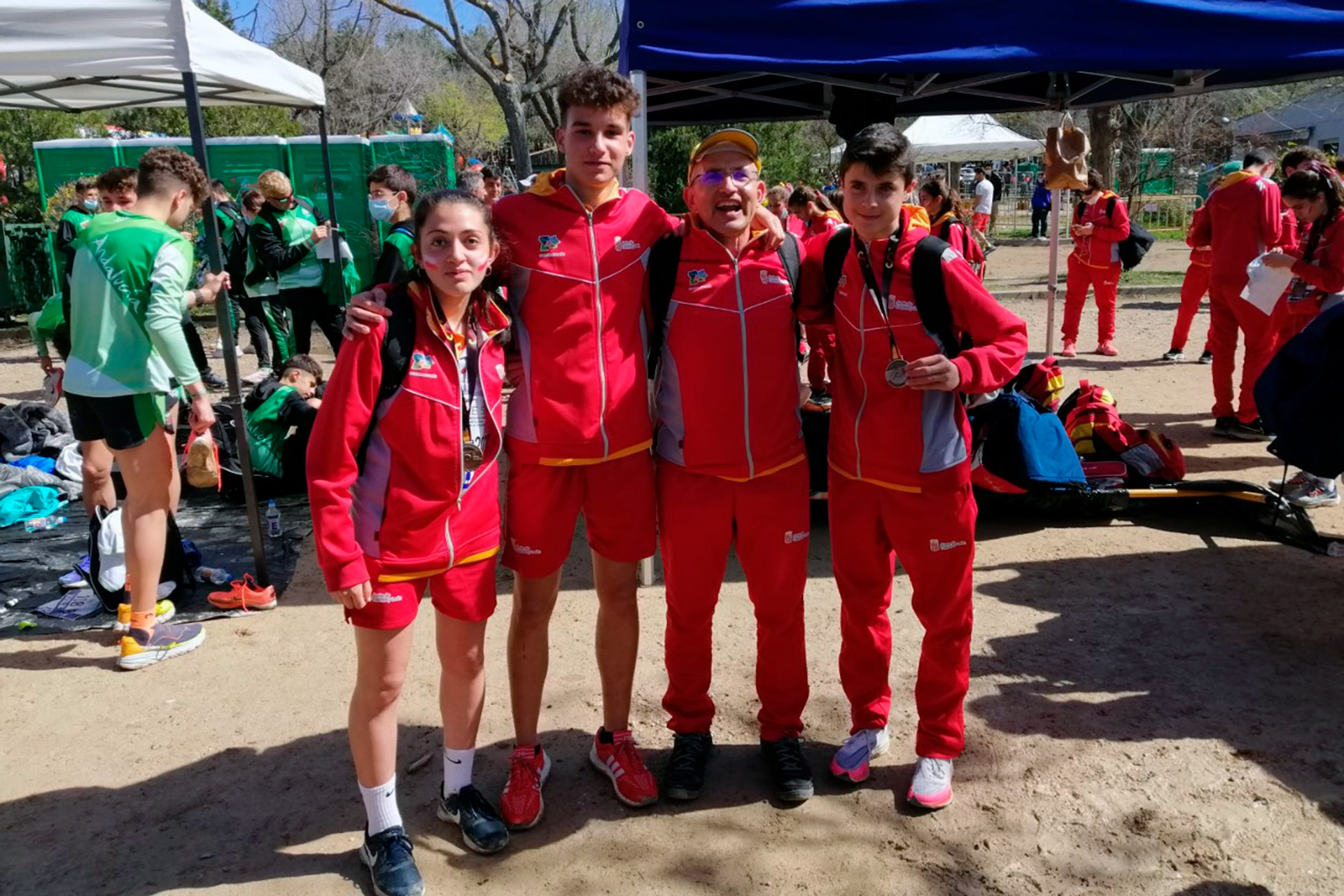 De izquierda a derecha Yara López, Rafael Rodríguez, Víctor López y Alejandro Domingo./ SPORTING SEGOVIA