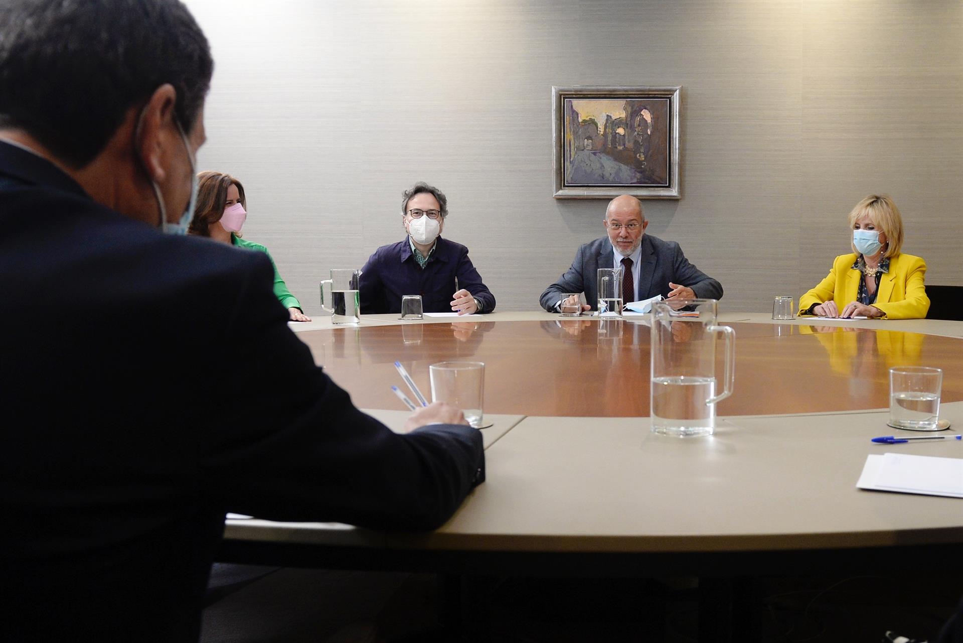 Ciudadanos ve "inviable" que el PP gobierne solo e insiste en que mire al PSOE 1 c239d87361d363cc3b970c543f50db9c78f18b65w