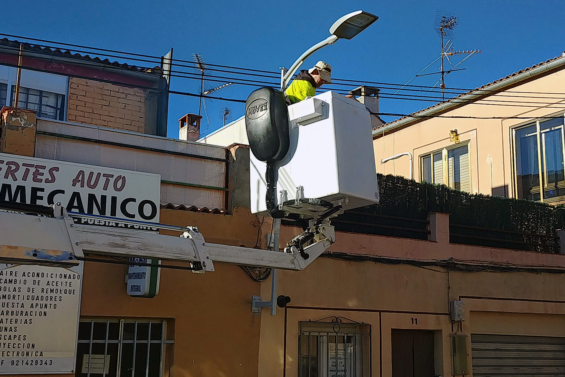 calle Felipe II alumbrado farolas 1