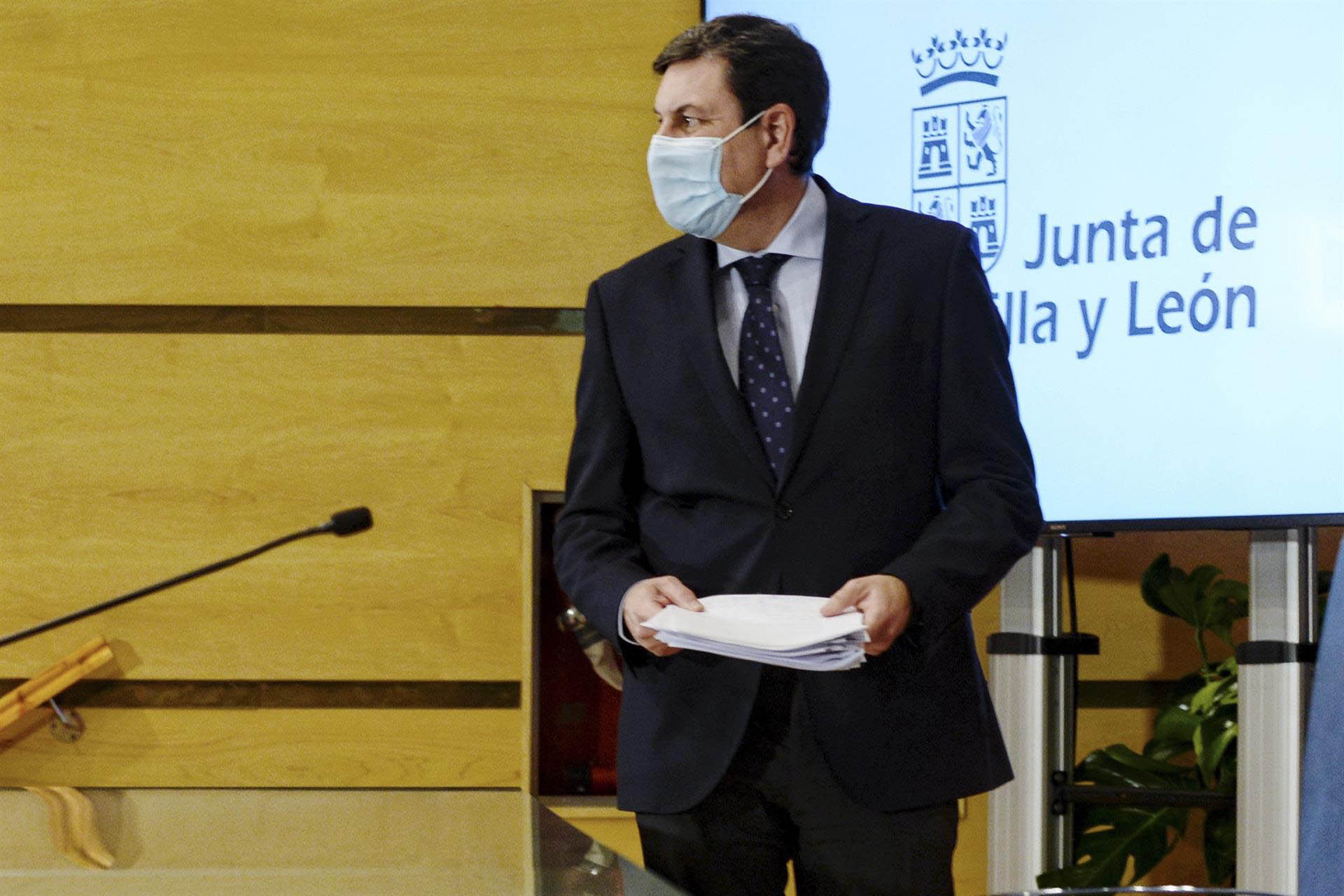 El portavoz de la Junta, Carlos Fernández Carriedo. / EFE - NACHO GALLEGO