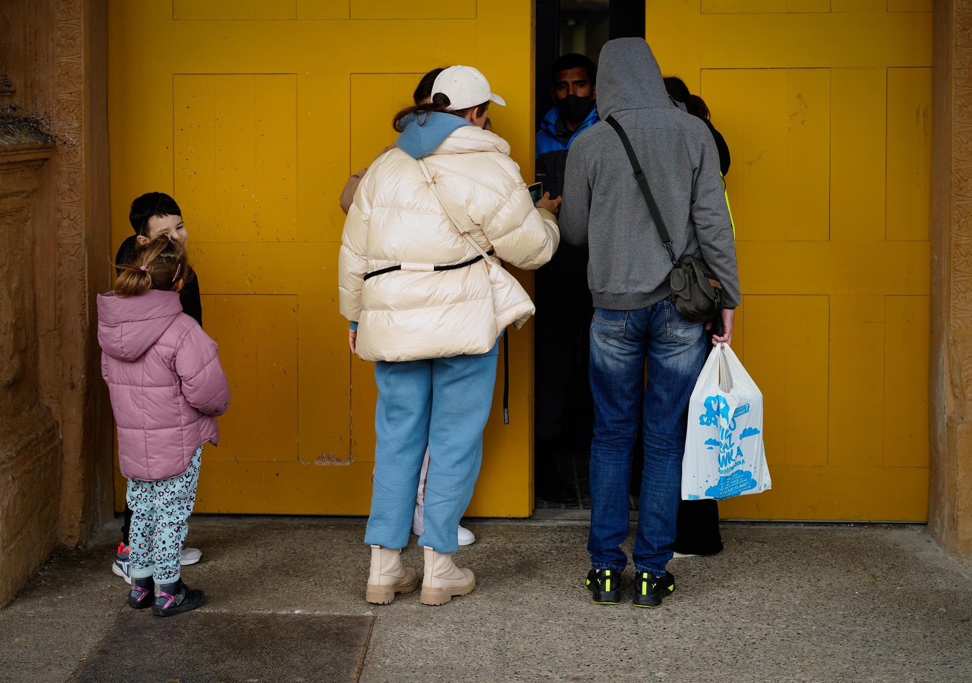 cd3aa3c137def3390a65852f695dc621b112a465w