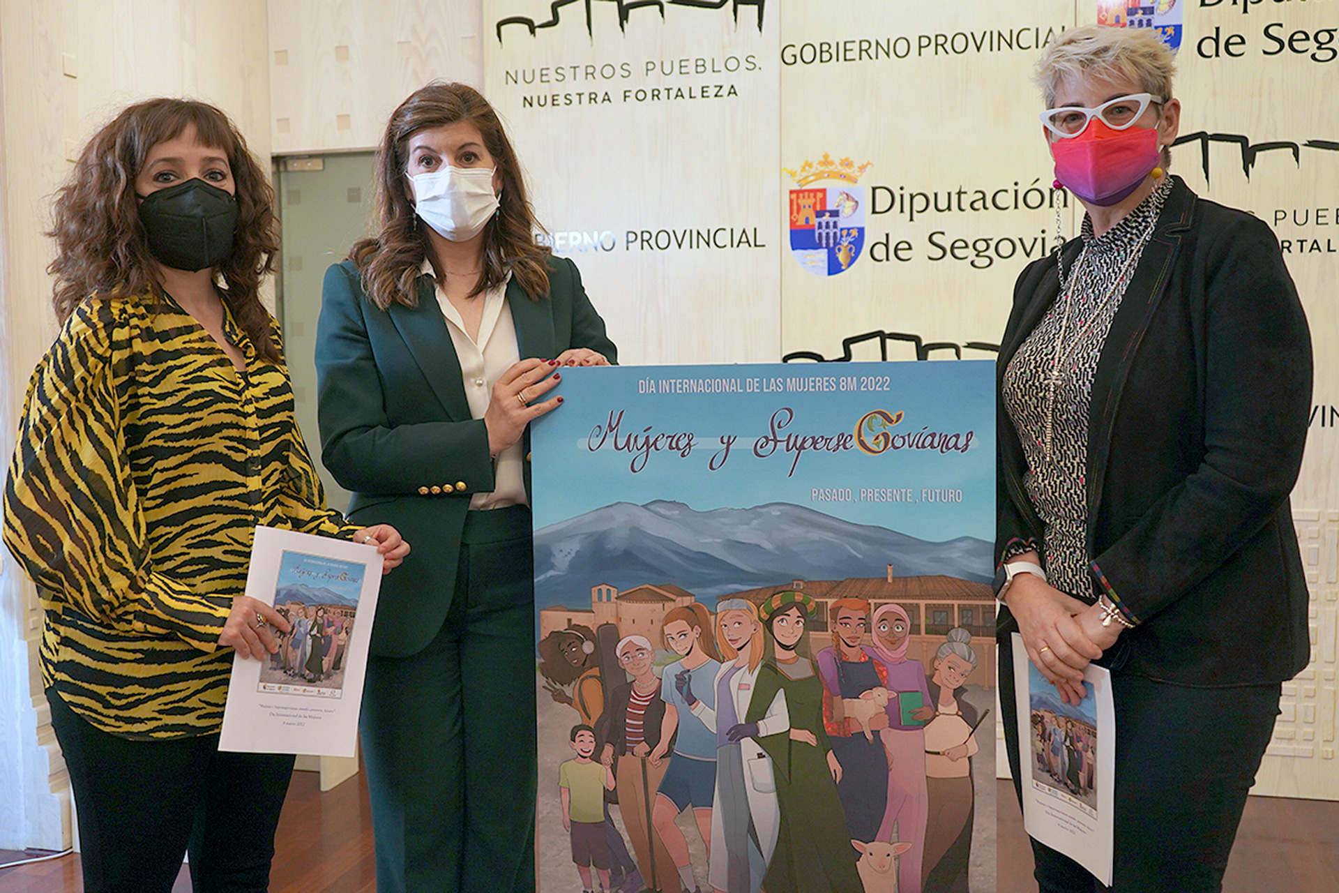 La diputada y la responsable de la Unidad de Violencia, en la presentación. /E.A.