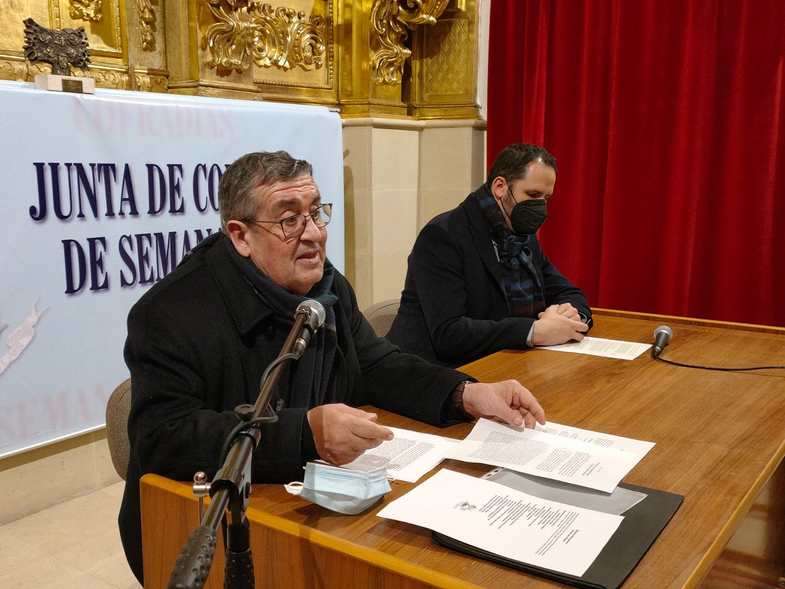 El Vicario General de la Diócesis Ángel Galindo, en la charla. / EL ADELANTADO