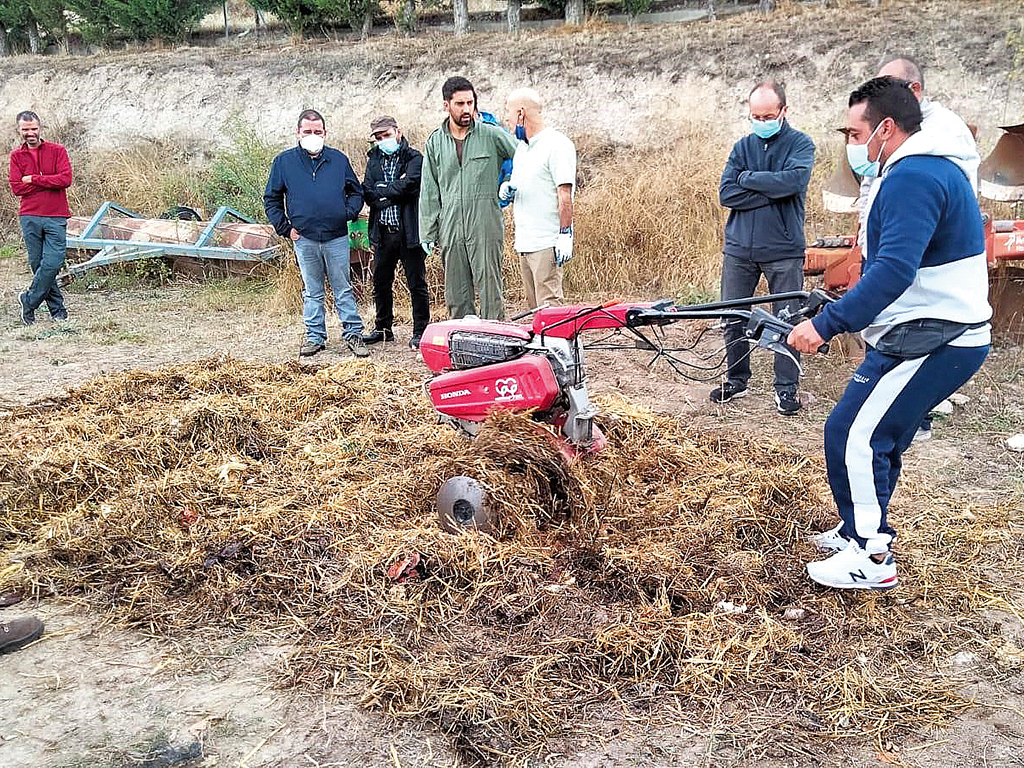 Curso de agrocompostaje coordinado por la Escuela de Capacitación Agraria de Segovia en 2021.