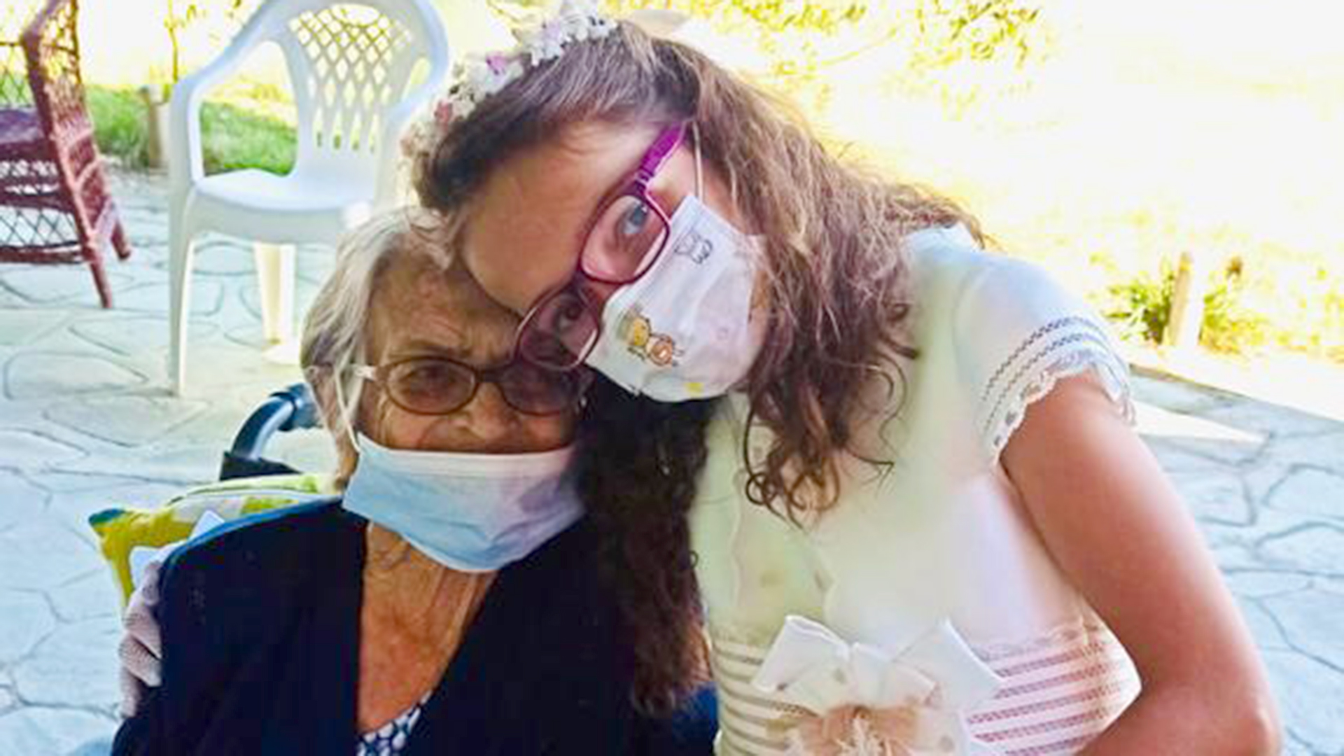 María Martín y su biznieta Minerva. / EL ADELANTADO