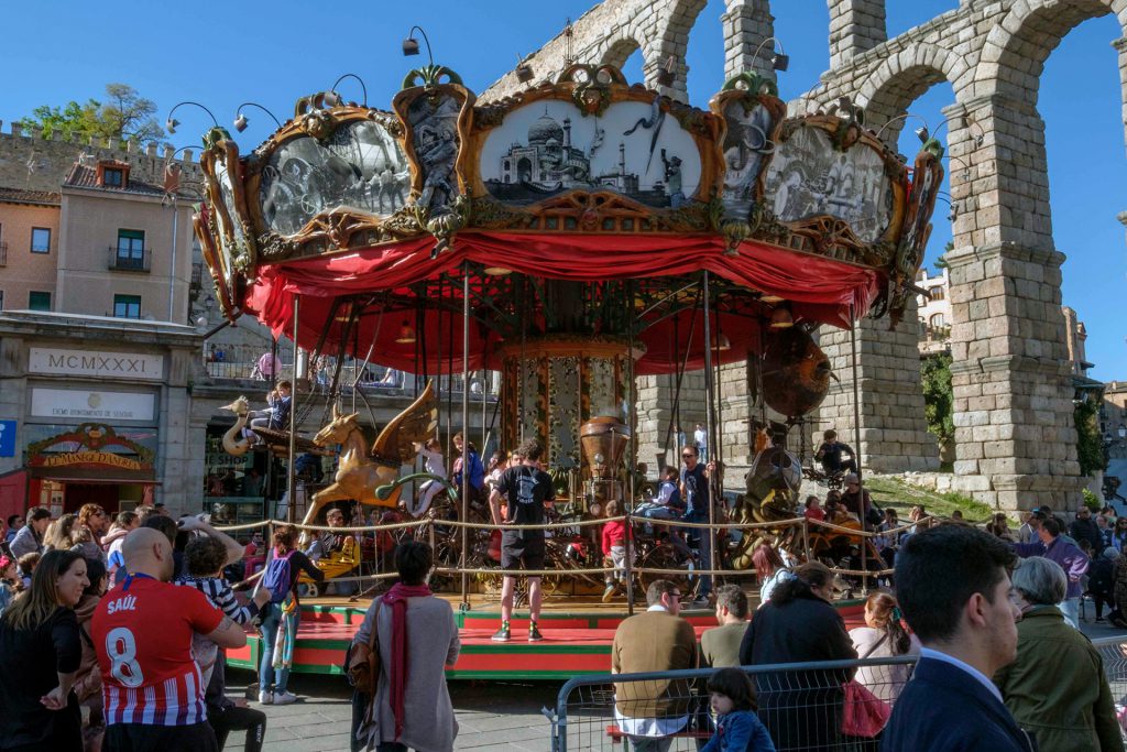 Titirimundi Carrusel De Andrea KAM1828