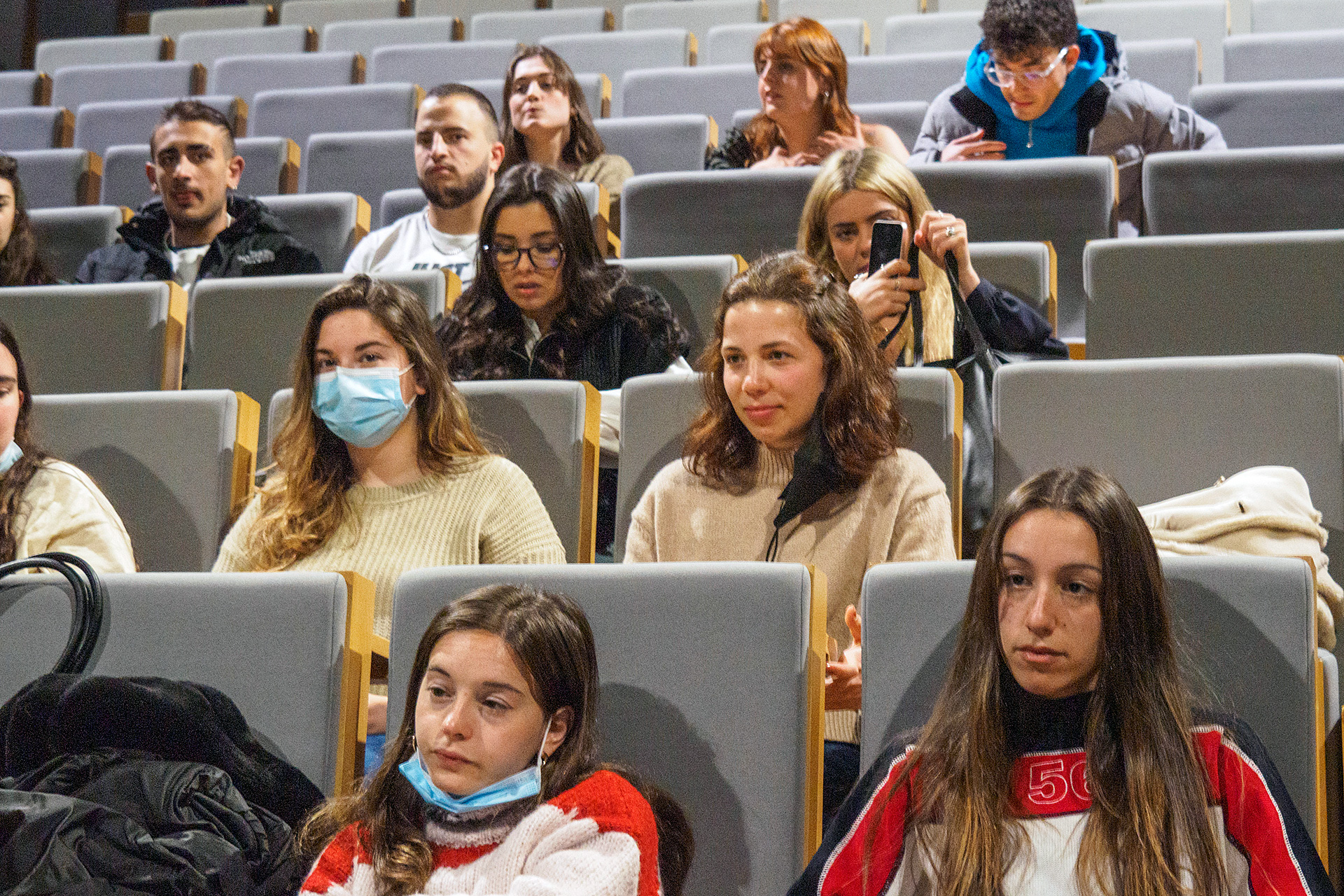 UVA Feria Entidades ONG Documental Di Versos KAM2959