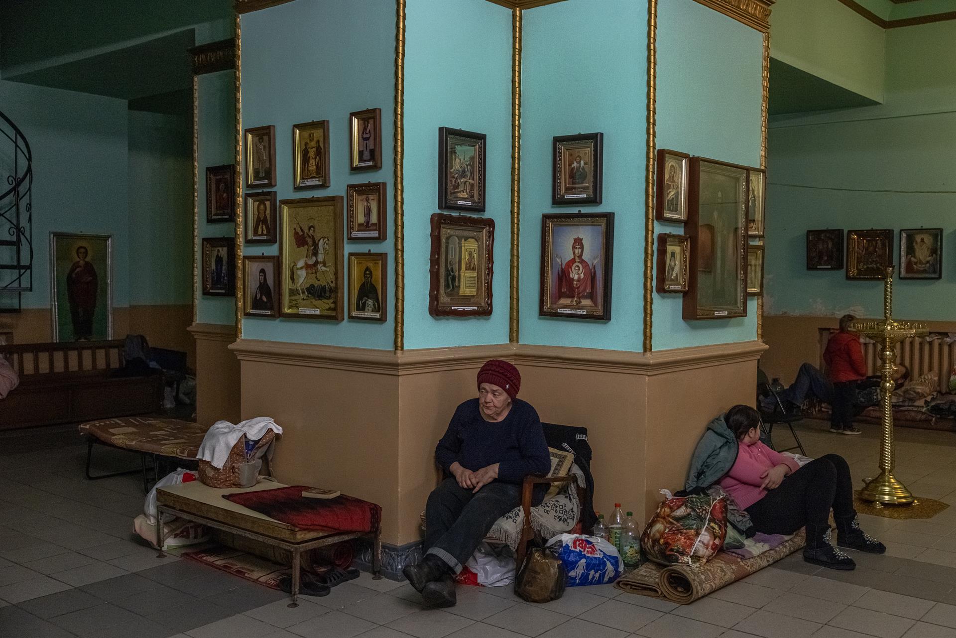 Refugio en Járkov (Ucrania) Refugio en Járkov (Ucrania)