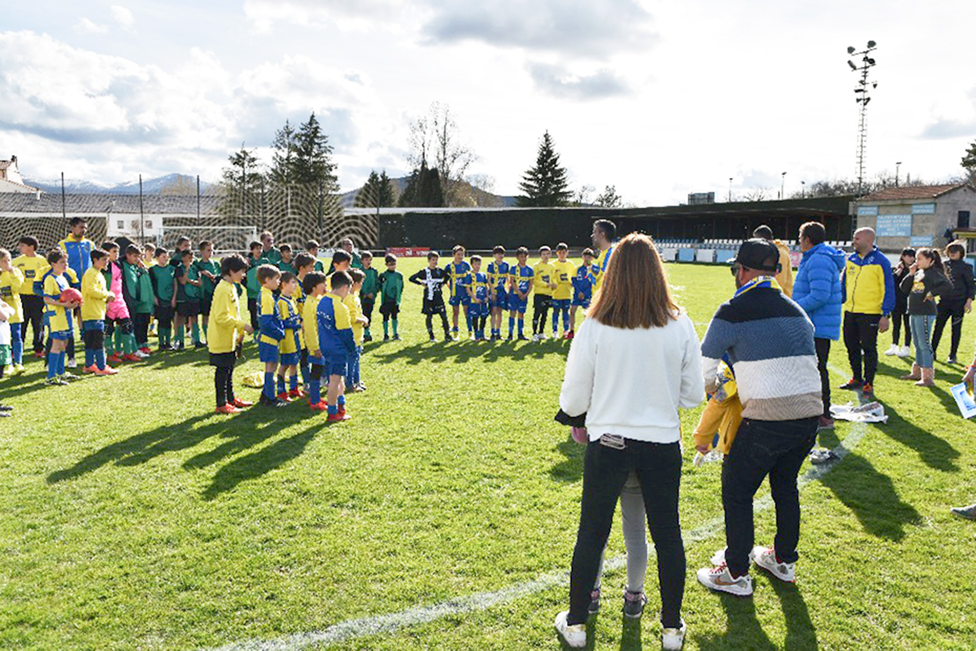 Entrega de premios del torneo celebrado en San Ildefonso. / E.A.