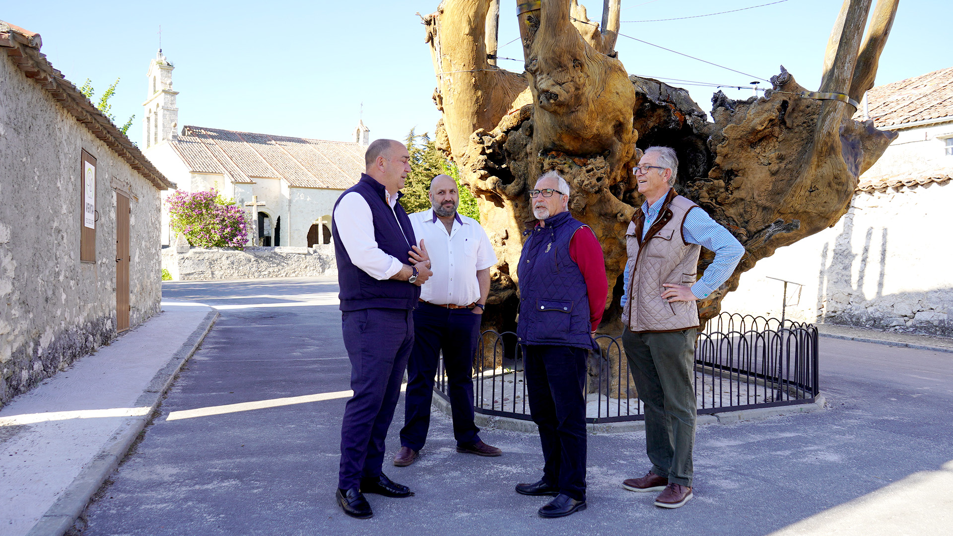 Visita institucional del presidente de la Diputación, Miguel Ángel de Vicente. / EL ADELANTADO