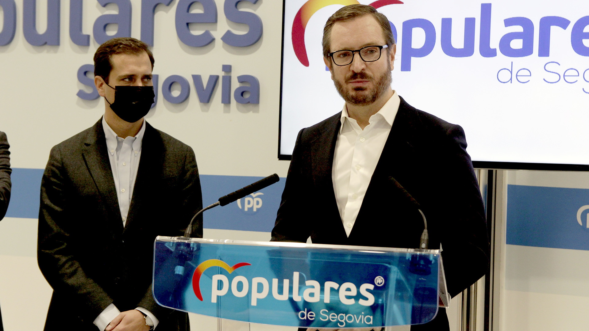 Javier Maroto, en la sede del PP de Segovia. / NEREA LLORENTE