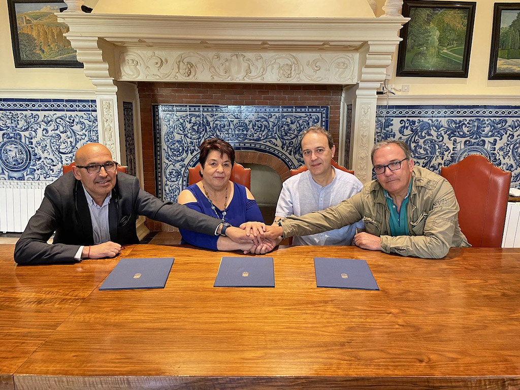 Firma convenio aparcamiento José Zorrilla