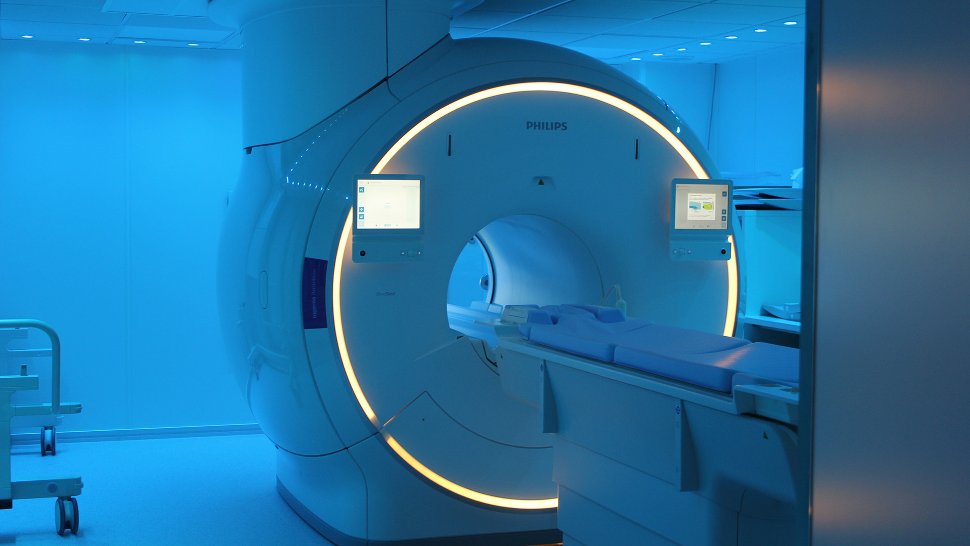 Instalaciones de resonancia magnética del Hospital General. / NEREA LLORENTE