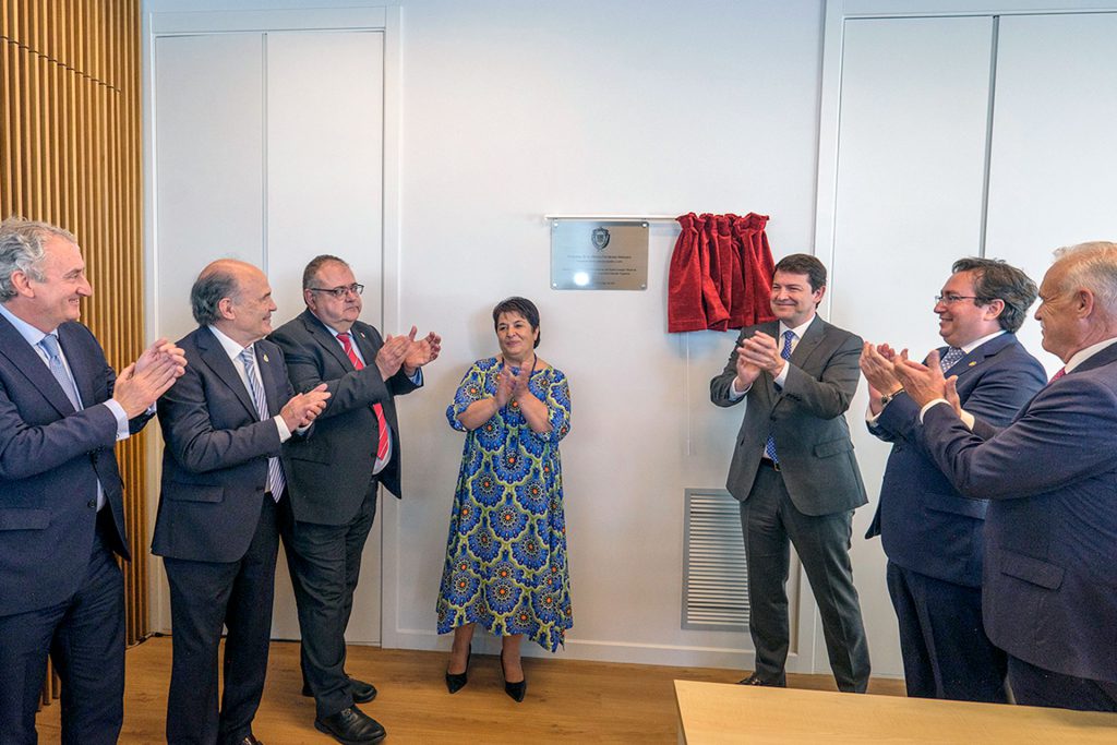 Colegio Medicos Inauguracion Alfonso Fernandez Manueco KAM1552