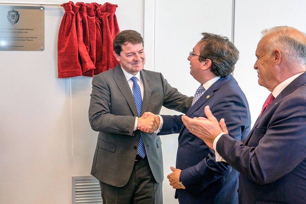 Colegio Medicos Inauguracion Alfonso Fernandez Manueco KAM1556