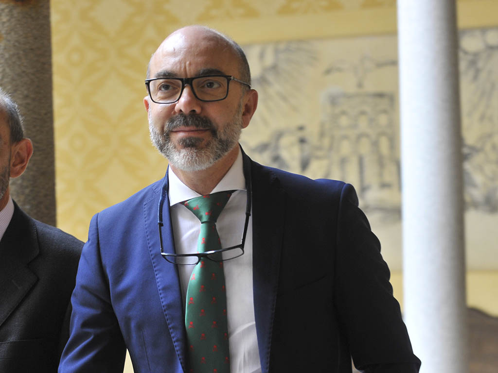 Santonja cesa de su nuevo cargo al exconsejero de Cultura, Javier Ortega, por "petición propia" 1 El exconsejero de Cultura, Javier Ortega, durant un acto en Segovia. / KAMARERO