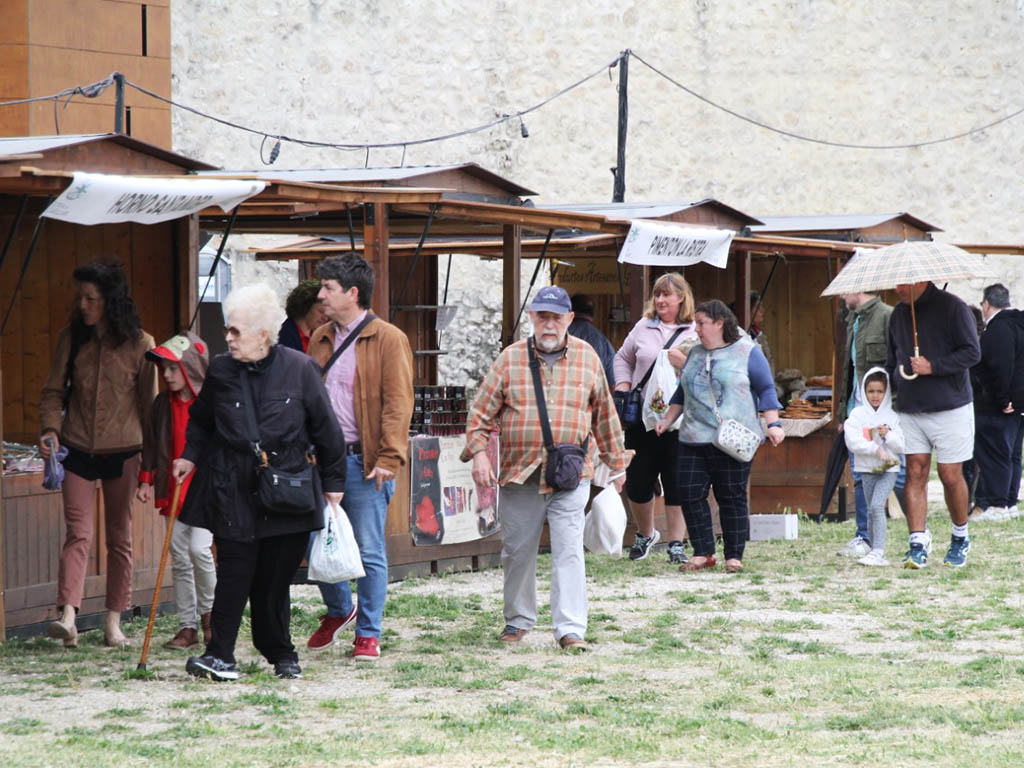 Primeros visitantes de la Feria Multisectorial 2022. / C.N.