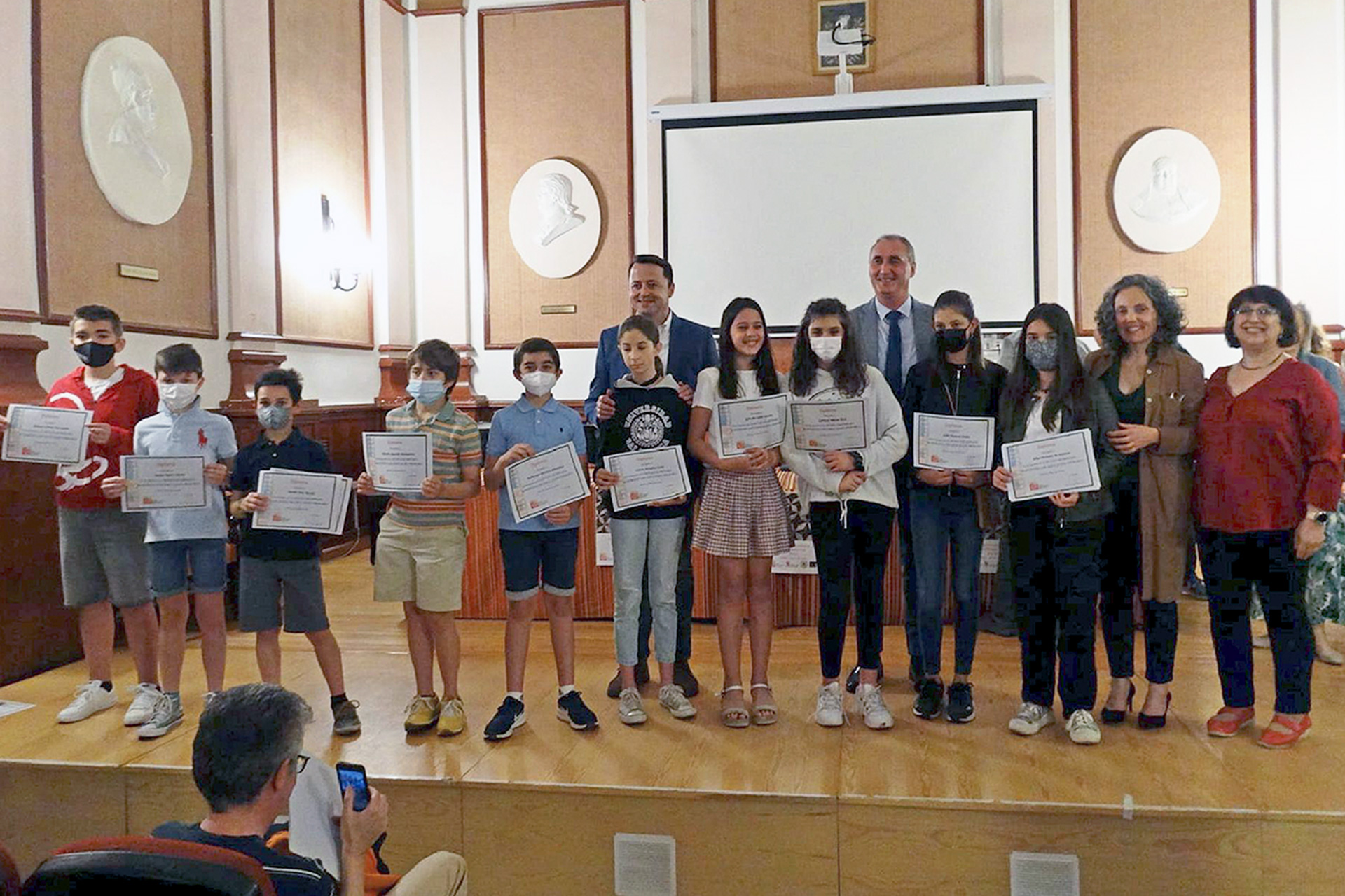 Entrega de diplomas de las Olimpiadas Matemáticas. /EA