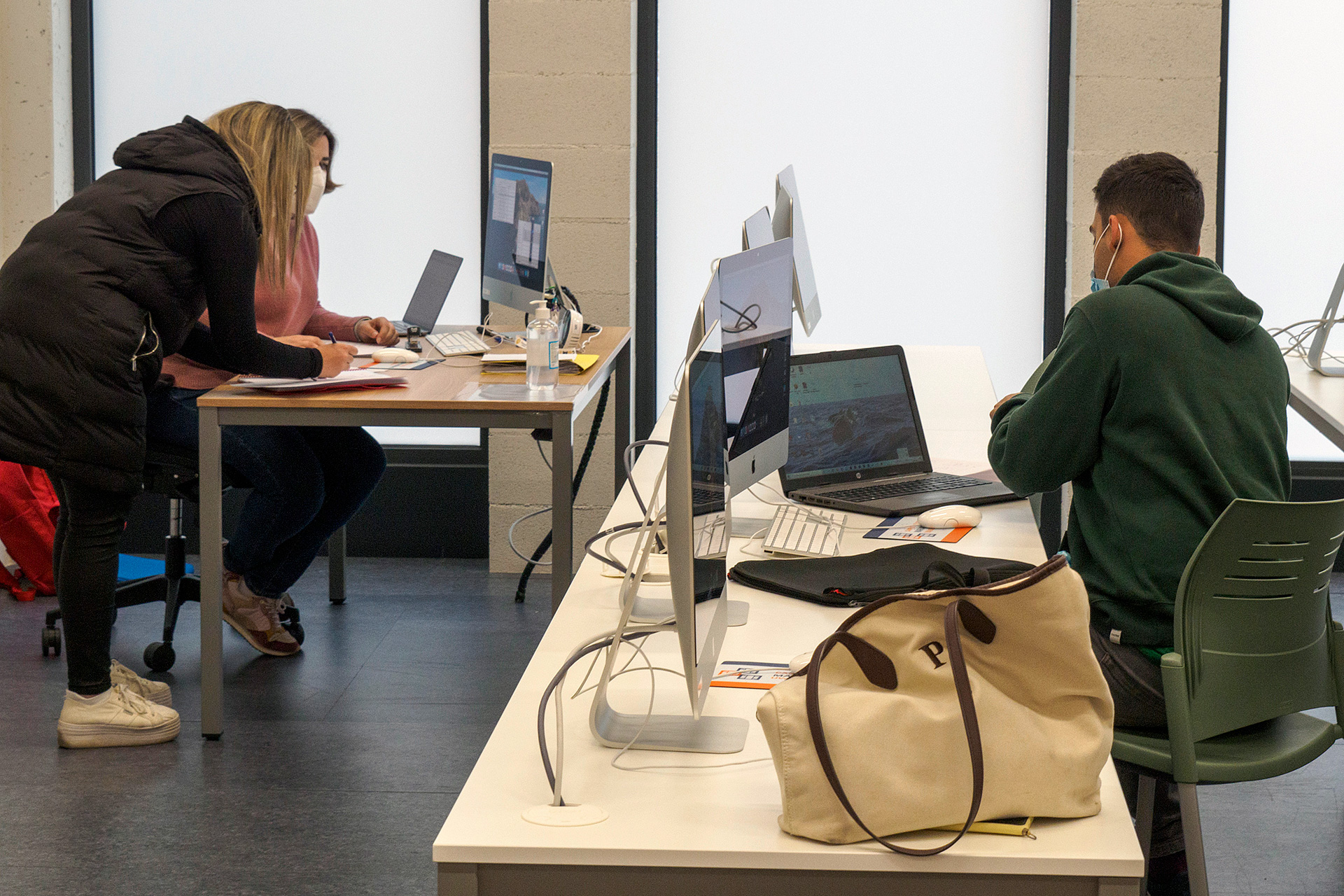 UVA Estudiantes Clase KAM2416