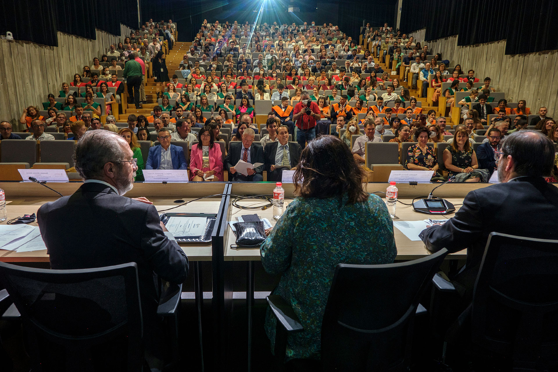 UVA Graduacion Administracin Direccion Empresas Turismo Derecho KAM2318