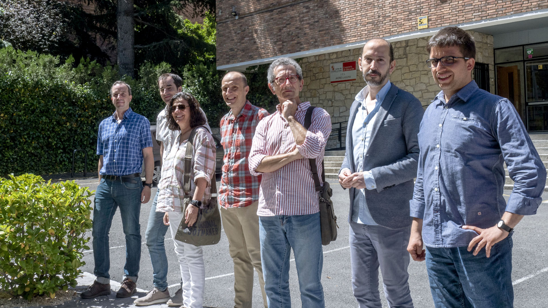 El jurado del Concurso de Cuentos ‘Emiliano Barral’, presidido por el poeta zamorano Luis Ramos de la Torre. / NEREA LLORENTE