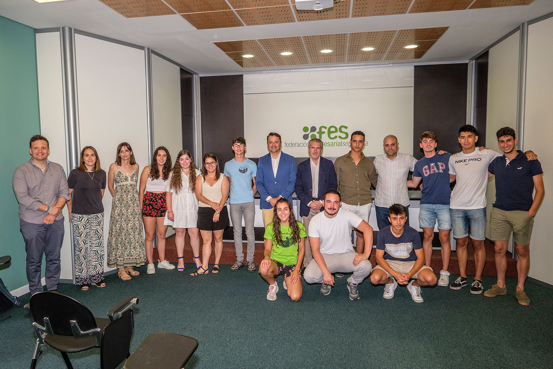 Crear para emprender 1 FES Concurso Ideas Negocio Formacion Profesional FP KAM6345