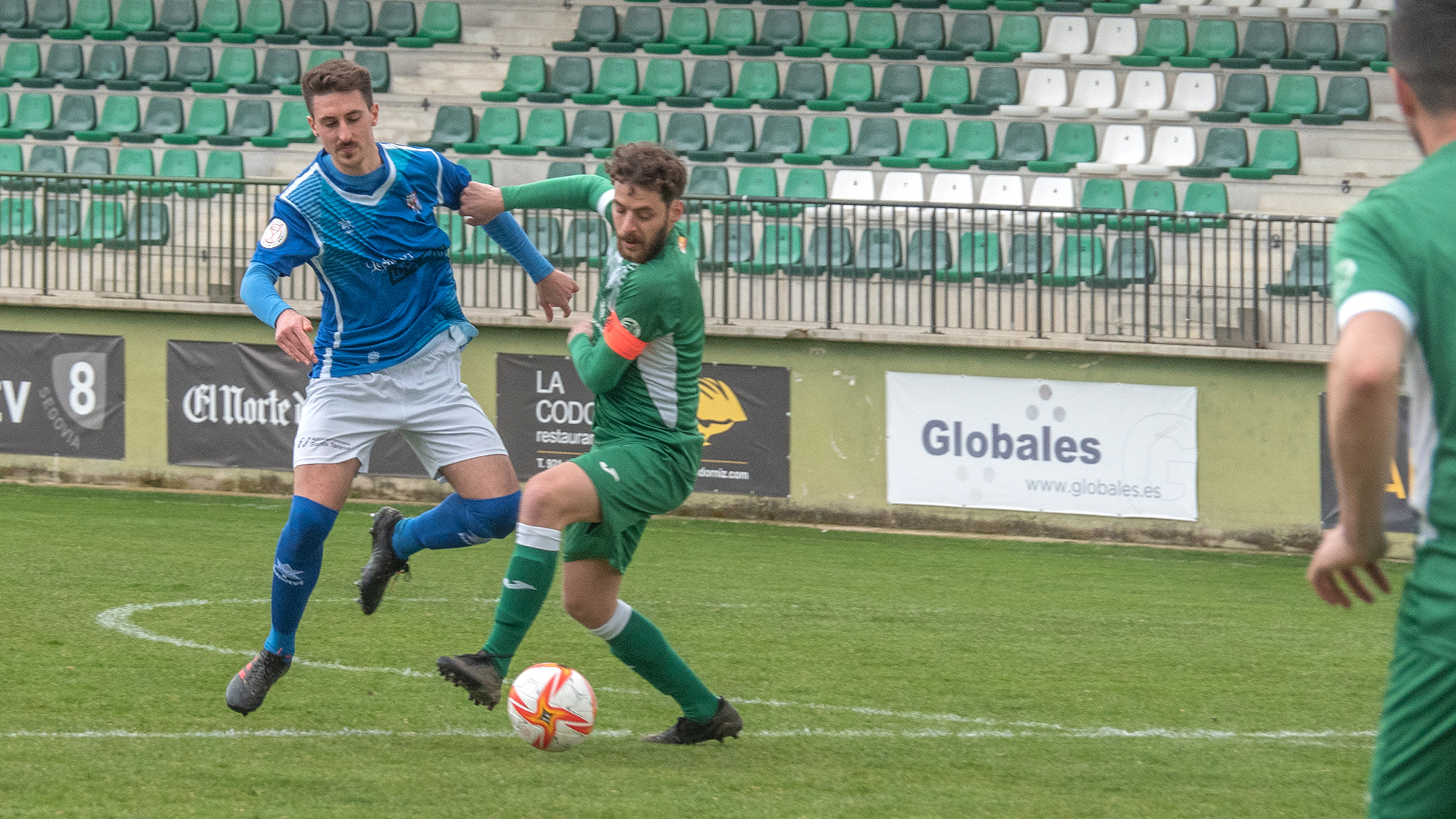 Lance de un partido del Unami como local en La Albuera. / NEREA LLORENTE