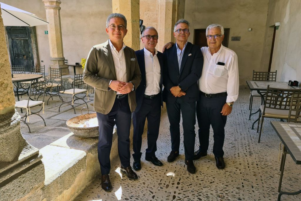 Comision de Materiaantes de Alimentos Compuestos CESFAC