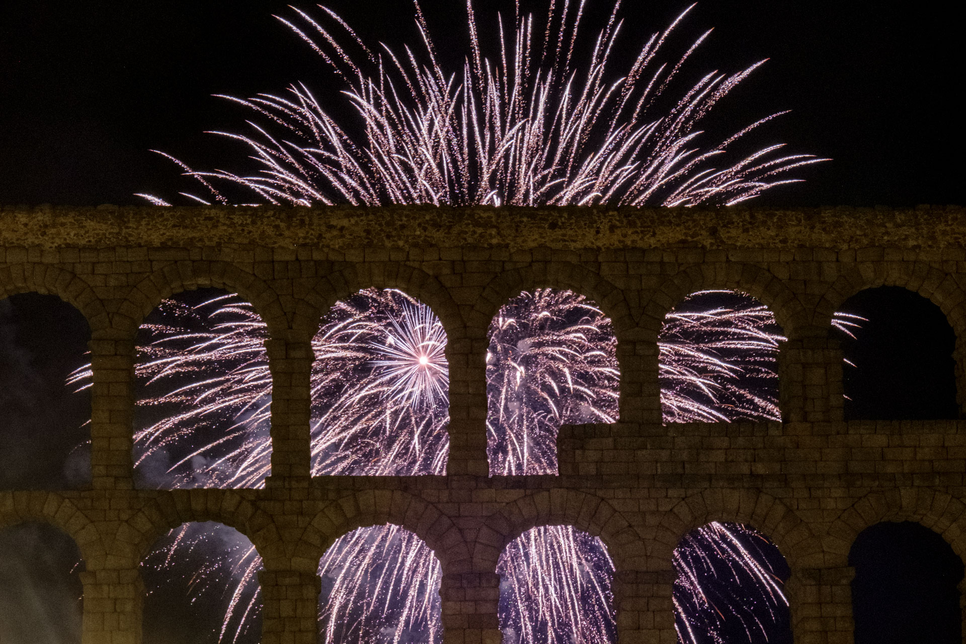 Fiestas Fuegos Artificiales