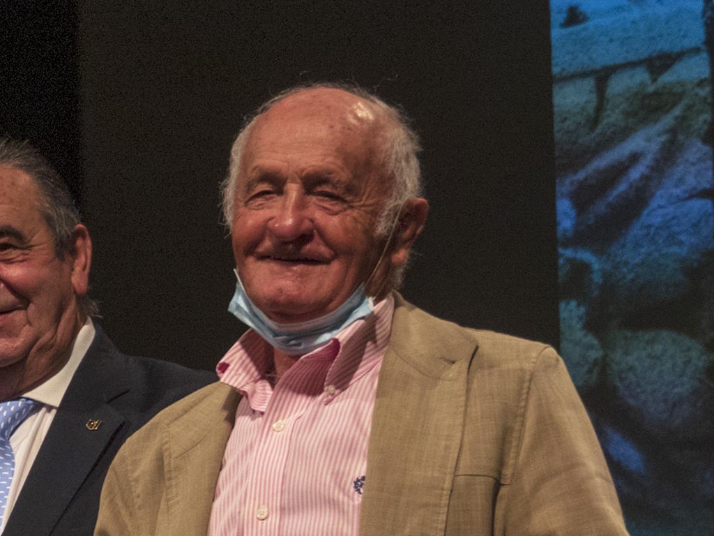 El torero Andrés Hernando, durante un acto en el Teatro 'Juan Bravo'. / KAMARERO