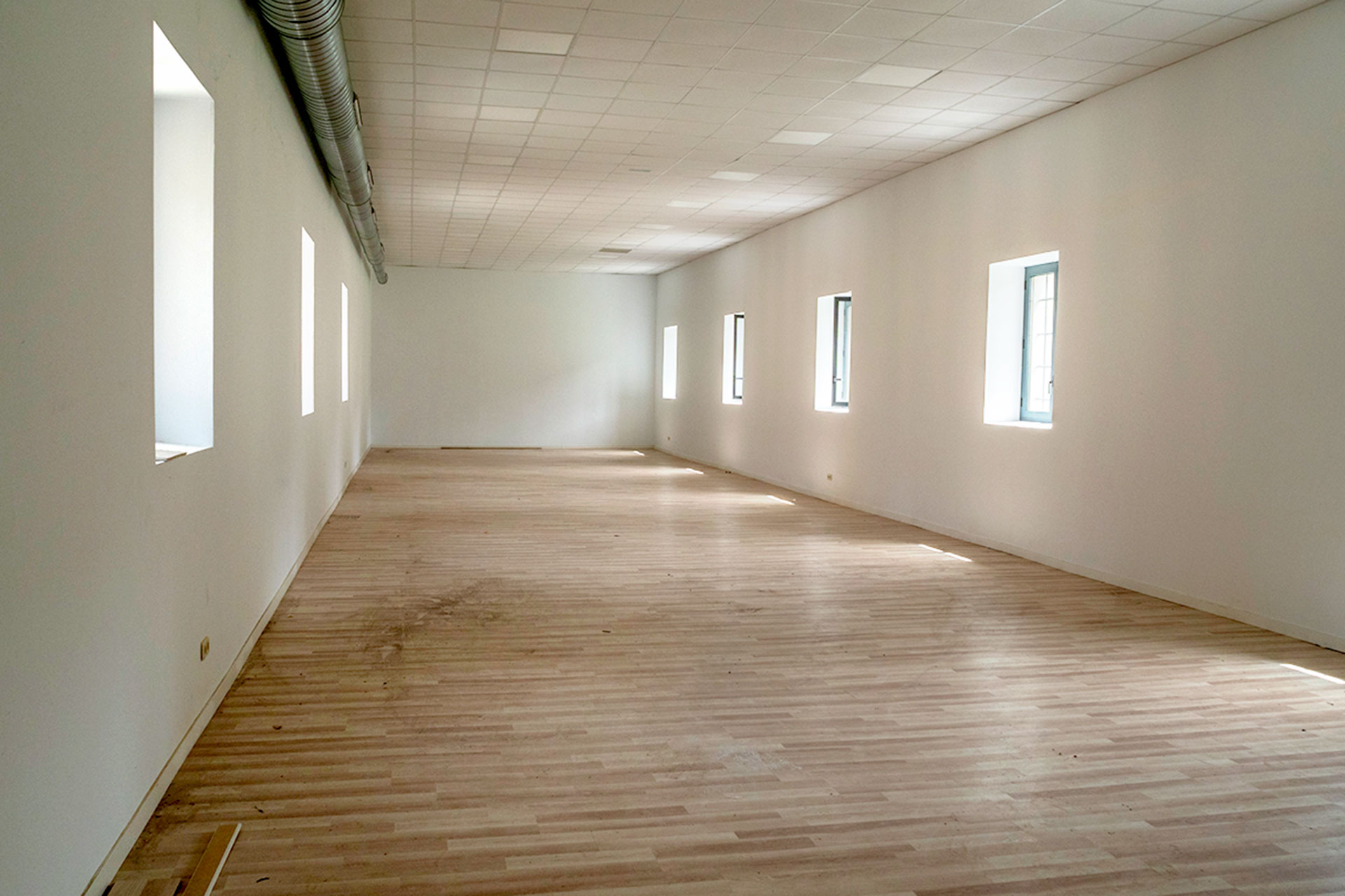 Una de las aulas habilitadas en La Cárcel_Centro de Creación para los talleres de la Concejalía de Cultura. / Kamarero