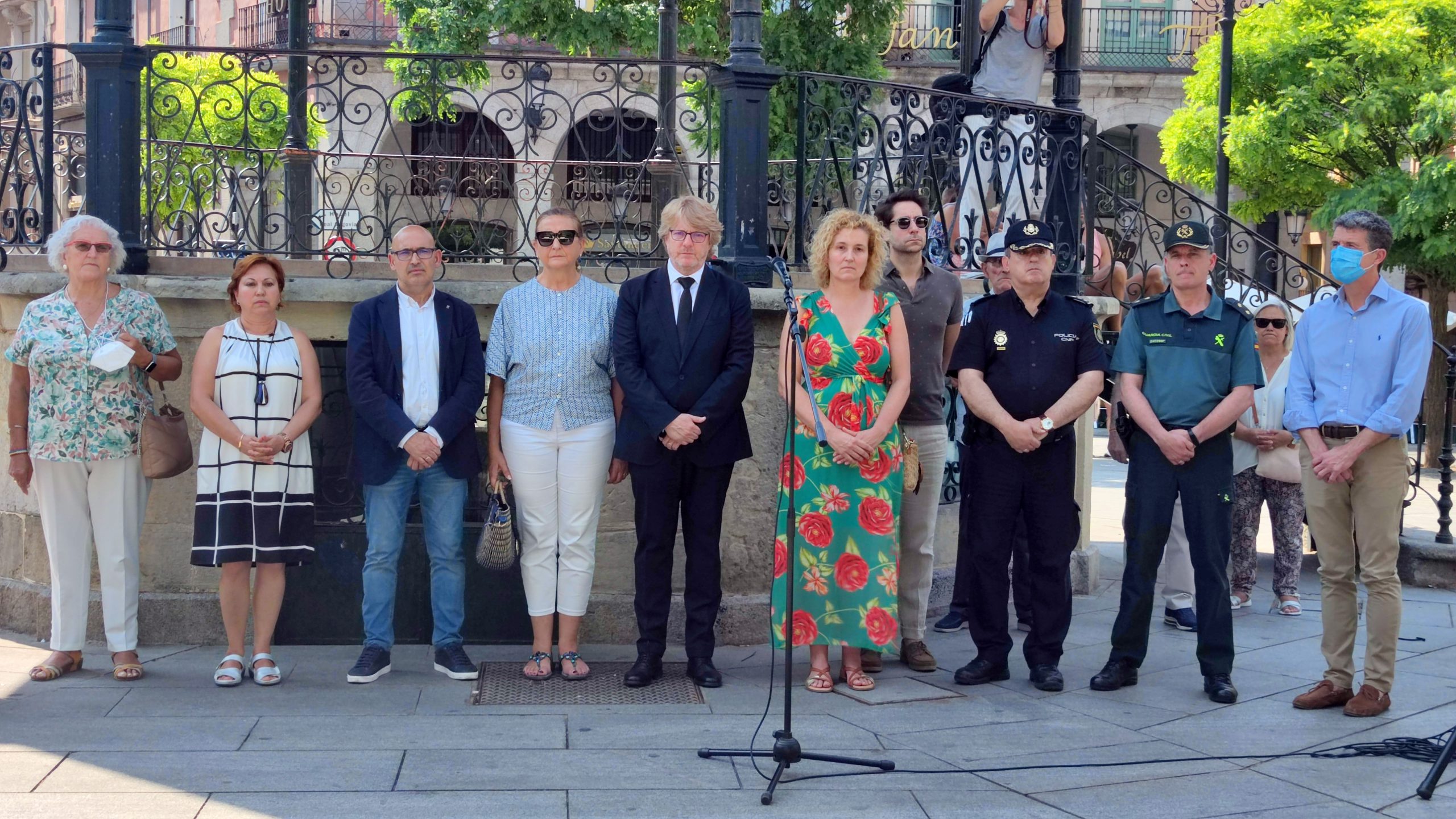 Acto en la Plaza Mayor de Segovia, en memoria de Miguel Ángel Blanco. / EL ADELANTADO