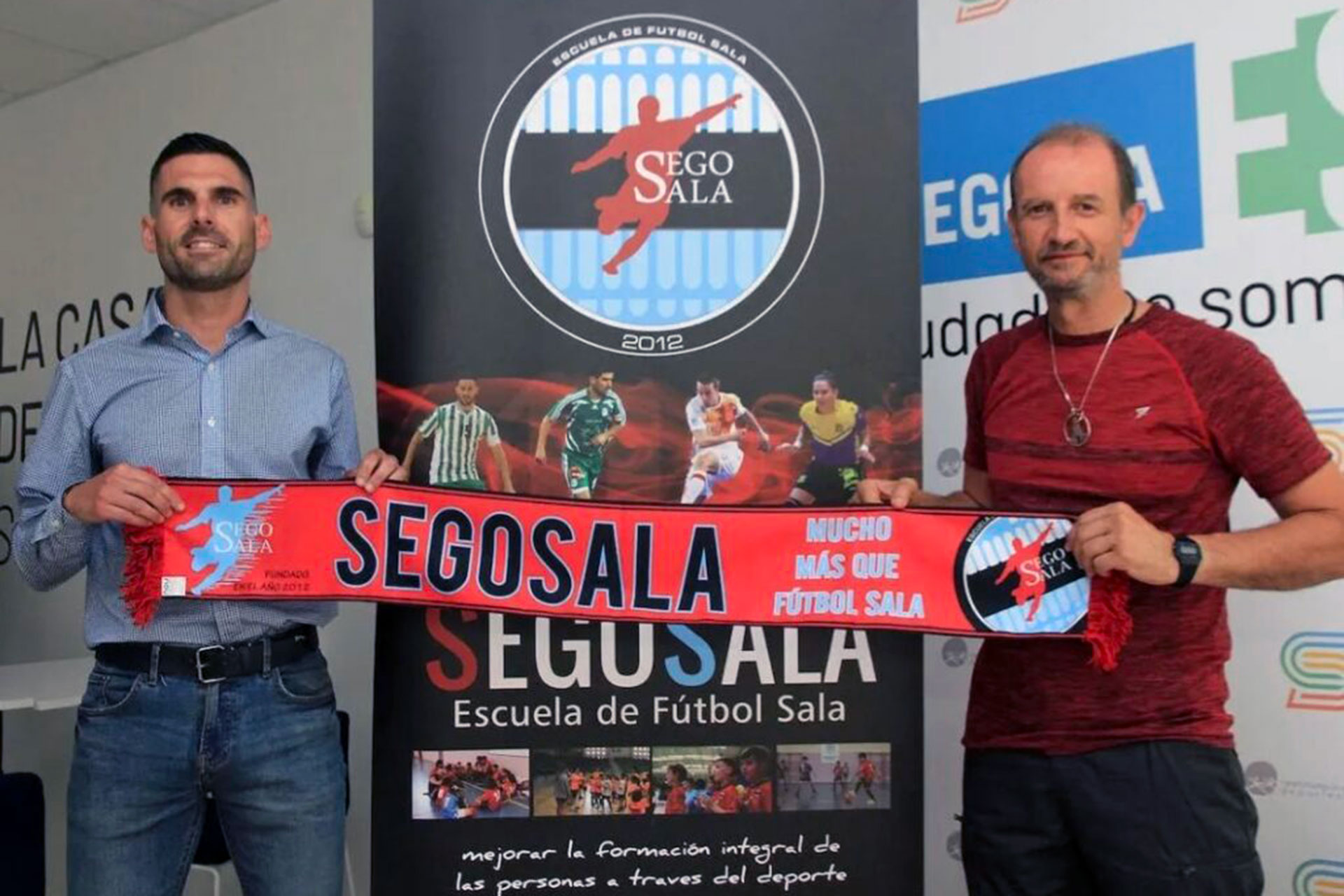 Daniel Sacristán, a la izquierda, junto a Agustín Pérez. / CD SEGOSALA