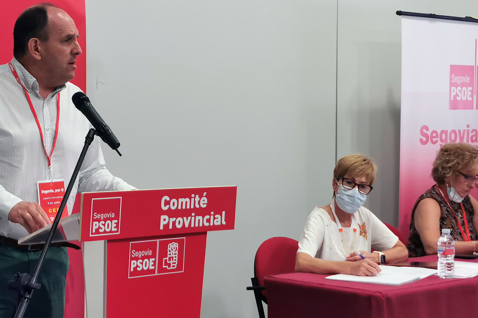 El secretario provincial, durante el Comité./E.A.