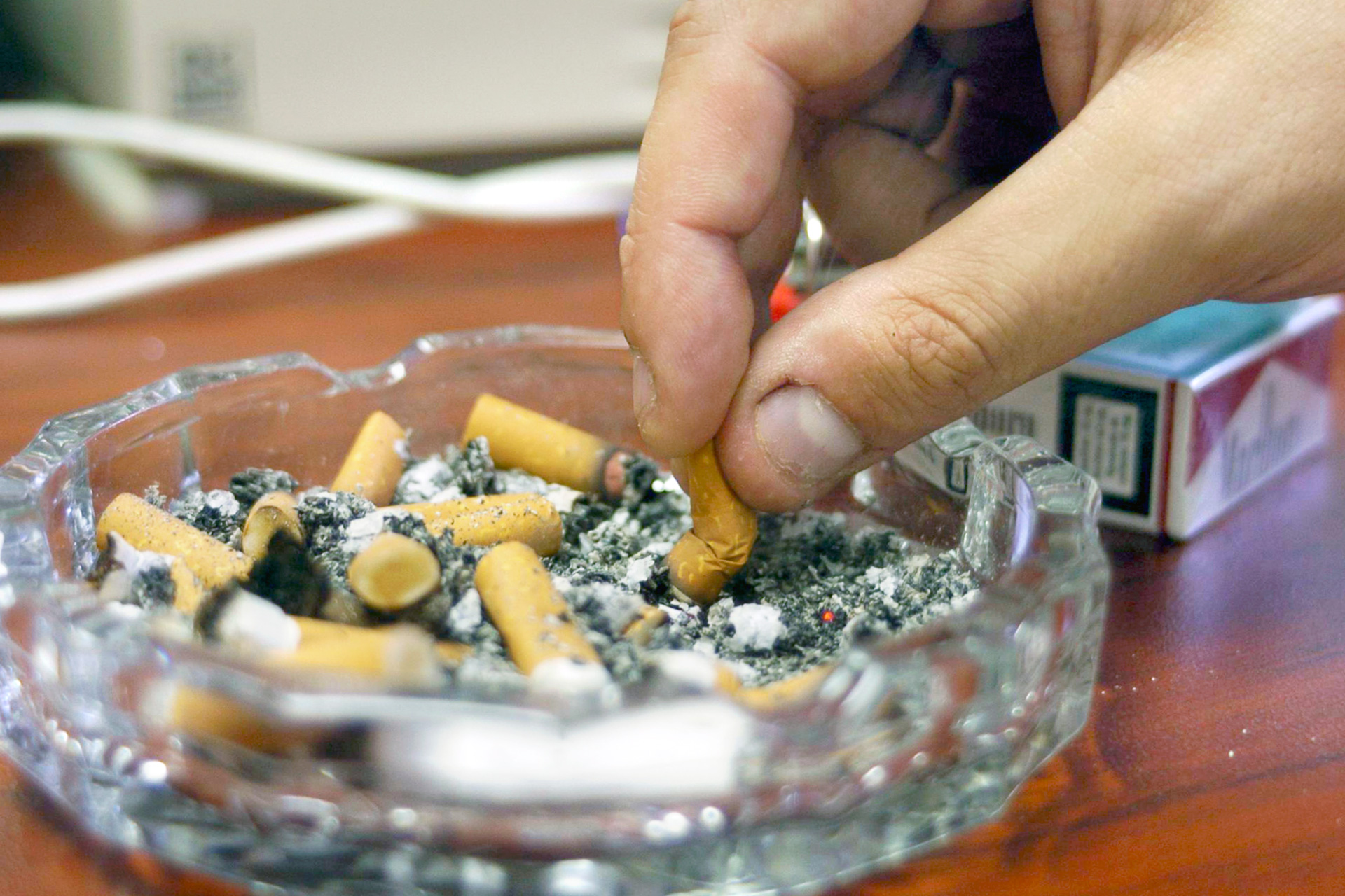 Tabaco Cenicero Fumadores DSC 1863