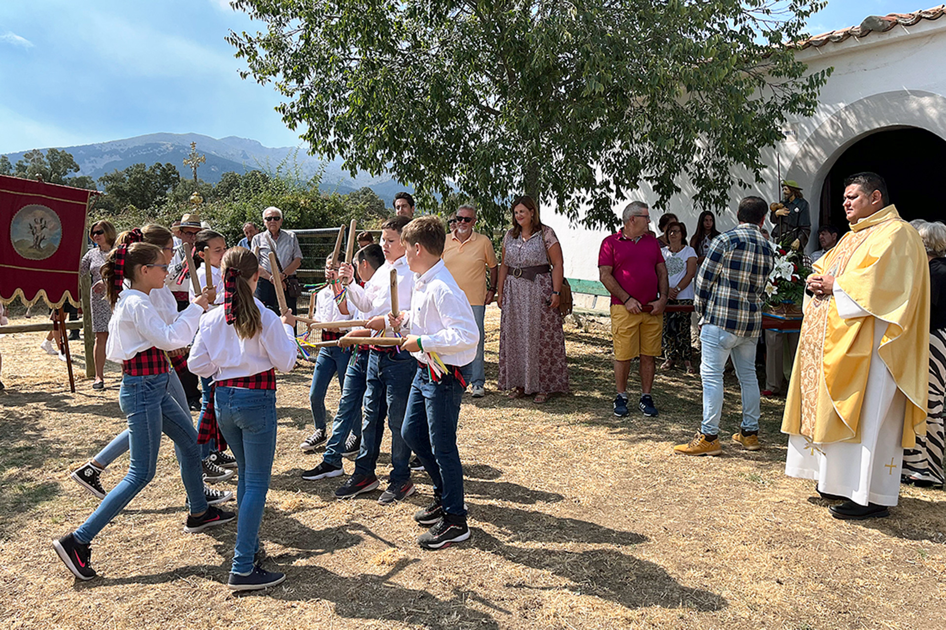 ayuntamiento revenga fiestas san roque procesion 9